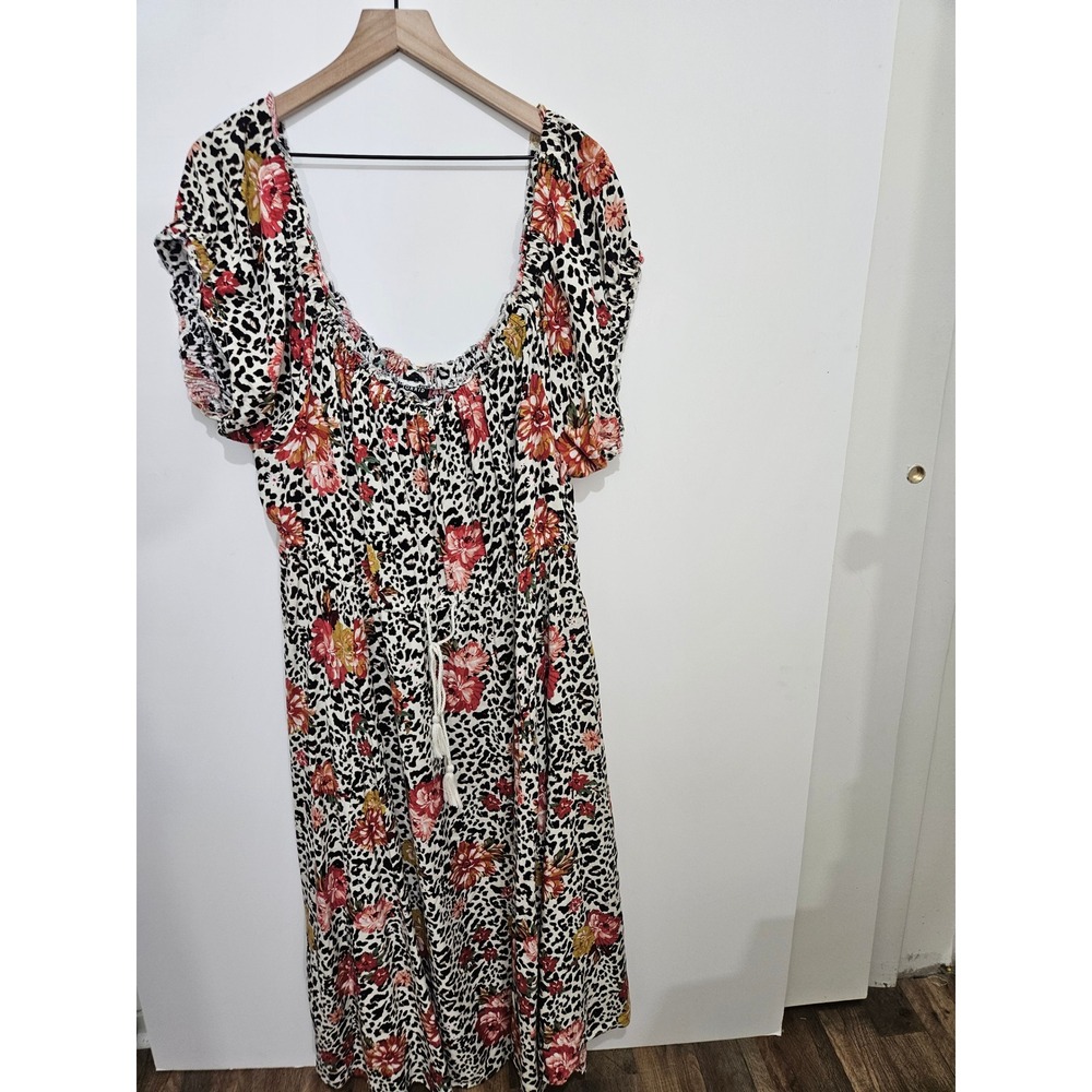 Torrid‎ Womens Floral Leopard Print Rayon Midi Dress Short Sleeve Size 4 Plus